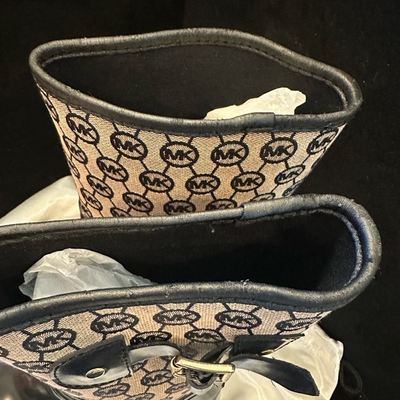 Michael Kors Black and Brown Winter Rain Boots Gorgeous Boot - Picture 6 of 9